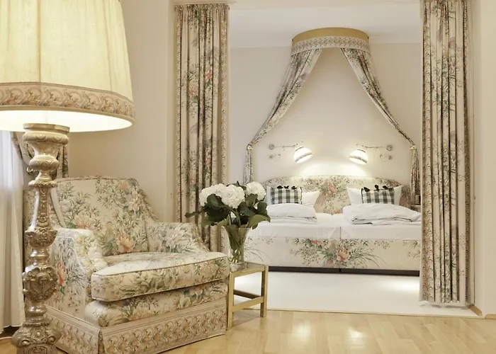 Ξενοδοχείο Adolphine 3*