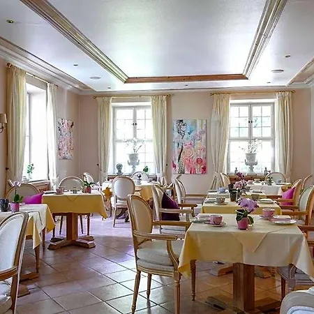 Ξενοδοχείο Adolphine 3*